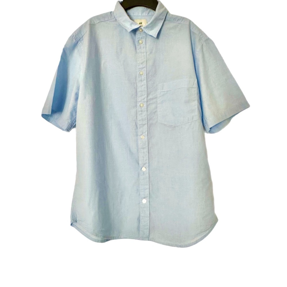H&M Men's Casual Light Blue Button Down Shirt - Medium